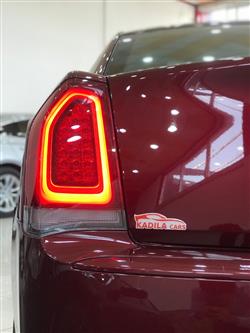 کرایسلەر 300